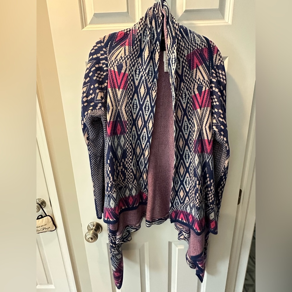 BCBGMAXAZRIA drape open front pink, blue and white sweater M/L